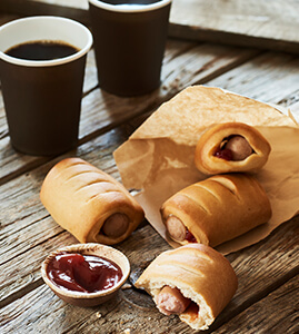 Pølsehorn m. ketchup
